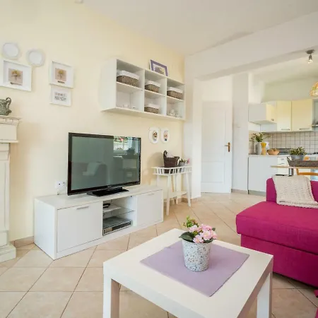 Moira-2 By Interhome *